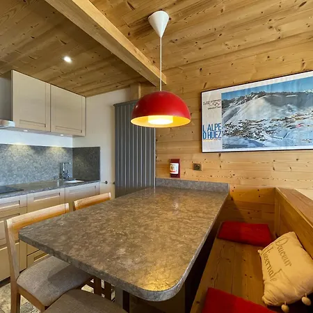 Homency - Saint Laurent C1 Apartman